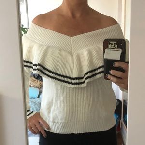 Ruffled B&W sweater - like Self Portrait